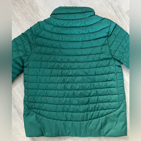 Lululemon lightweight Relaxed Down Jacket - Picture 7 of 10